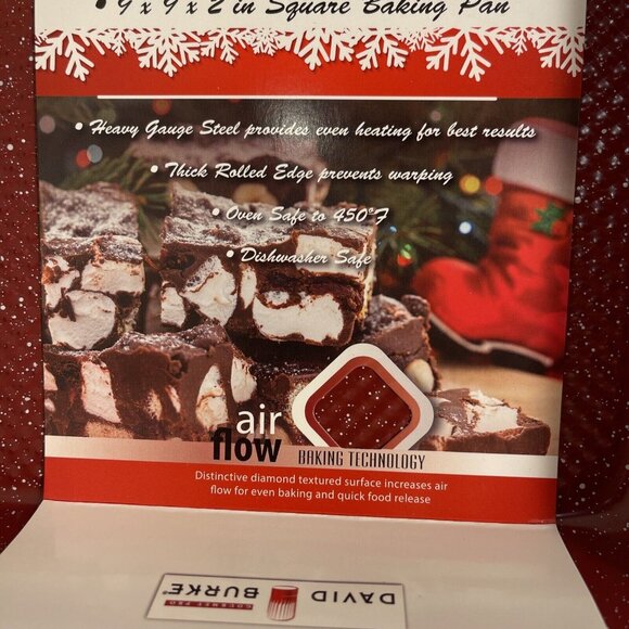 David Burke Bakeware 9x9x2 non stick square cake pan in red &White Speckled - Picture 4 of 8